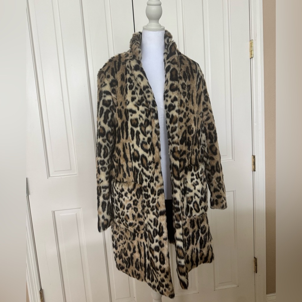 Micheal Kors Lepoard coat 🐆